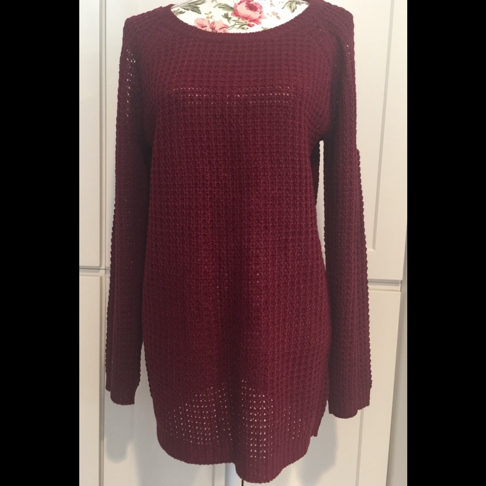 COLD SHOULDER SWEATER. NWT